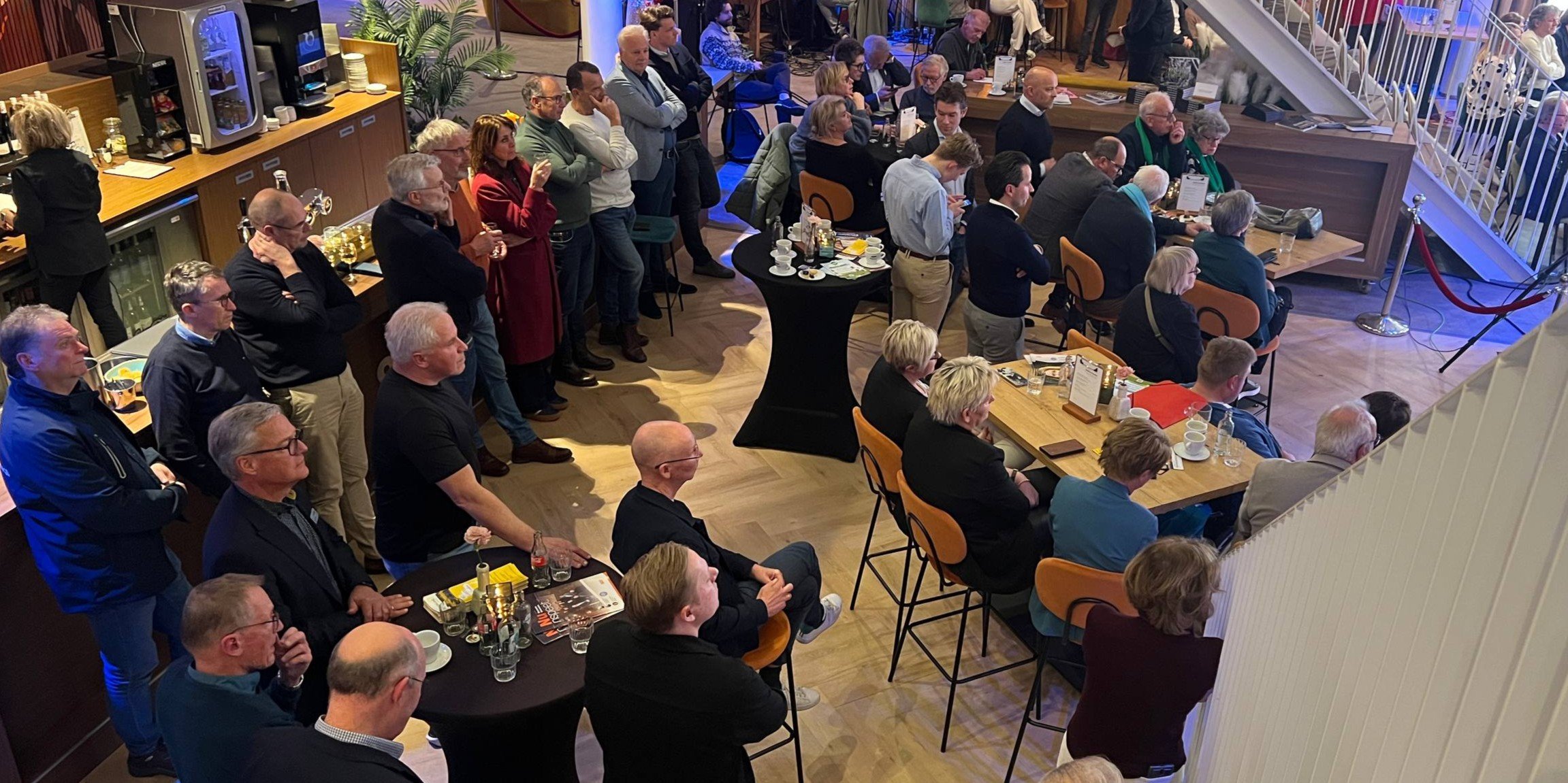 Foto: Politieke verschillen zichtbaar tijdens debat van RTV Nunspeet