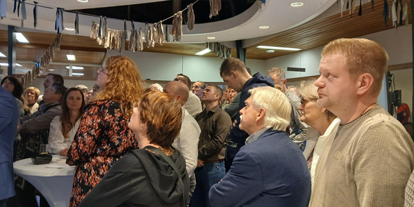 Foto: Spannende nek aan nek race, restzetel maakt het verschil