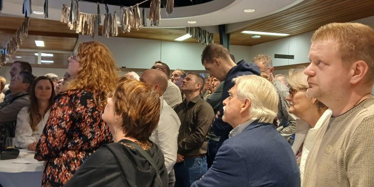 Foto: Analyse: Lokale partijen grote winnaars in Elburg, CU halveert