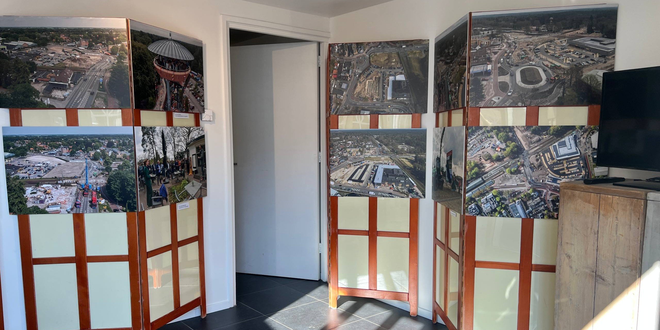 Foto: Wethouder Mark van de Bunte kijkt uit over vernieuwde stationsomgeving (met VIDEO)