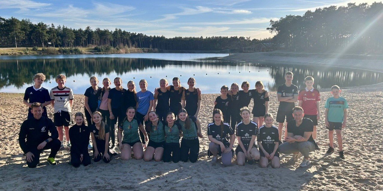 Foto: Aftrap Jeugdkeiler met eerste training: 18 teams al paraat