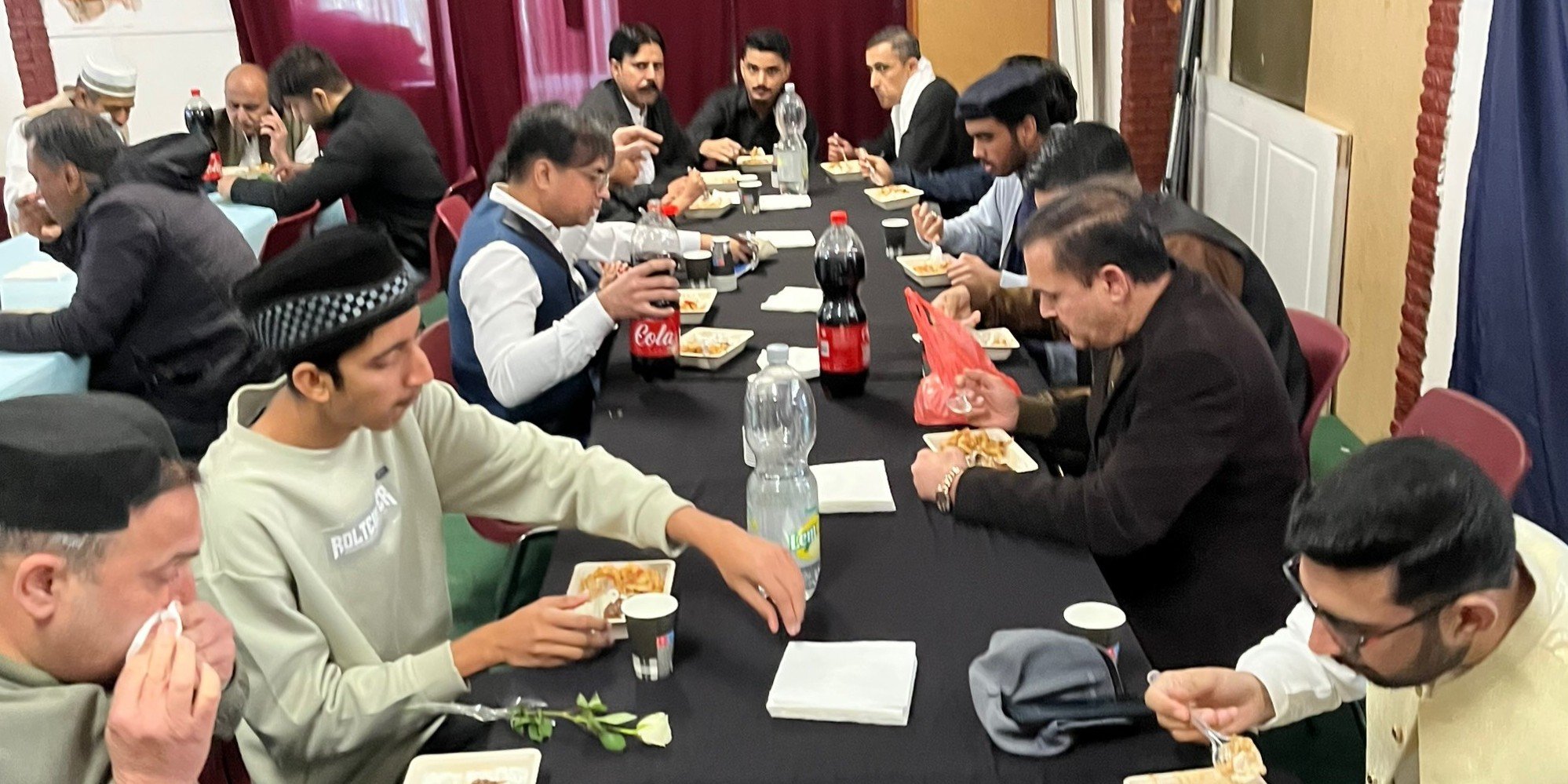 Foto: Suikerfeest in Nunspeet: ‘Niet zomaar een dag van blijdschap’