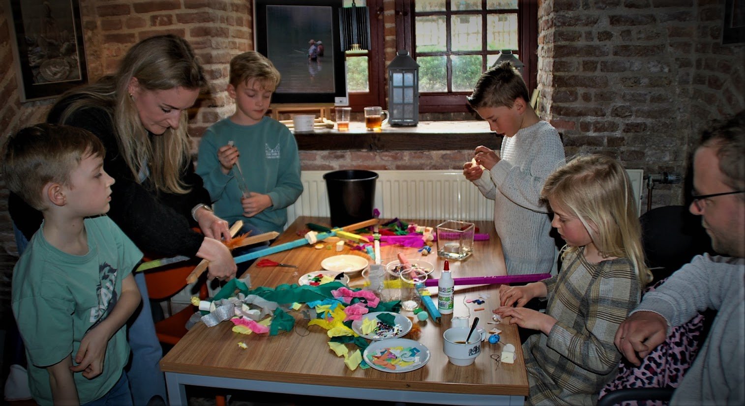 Palmpasen viering voor kinderen in Museum Elburg