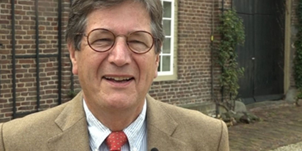 Foto: Met deze opdracht begint informateur Harry Dijksma aan de puzzel in Elburg