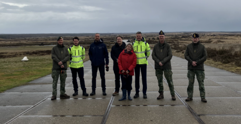 Foto: Inspecteur-generaal Mattheus Wassenaar brengt werkbezoek aan gemeente Oldebroek