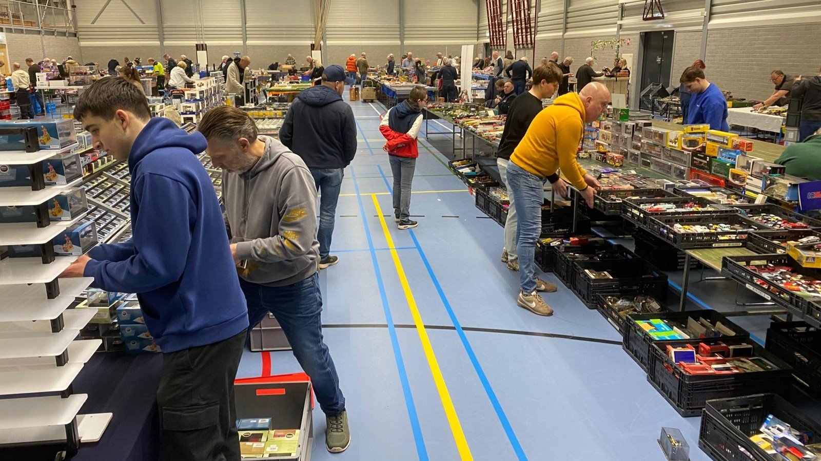 Foto: Veluwse Modelautobeurs op ’t Harde opnieuw drukbezocht