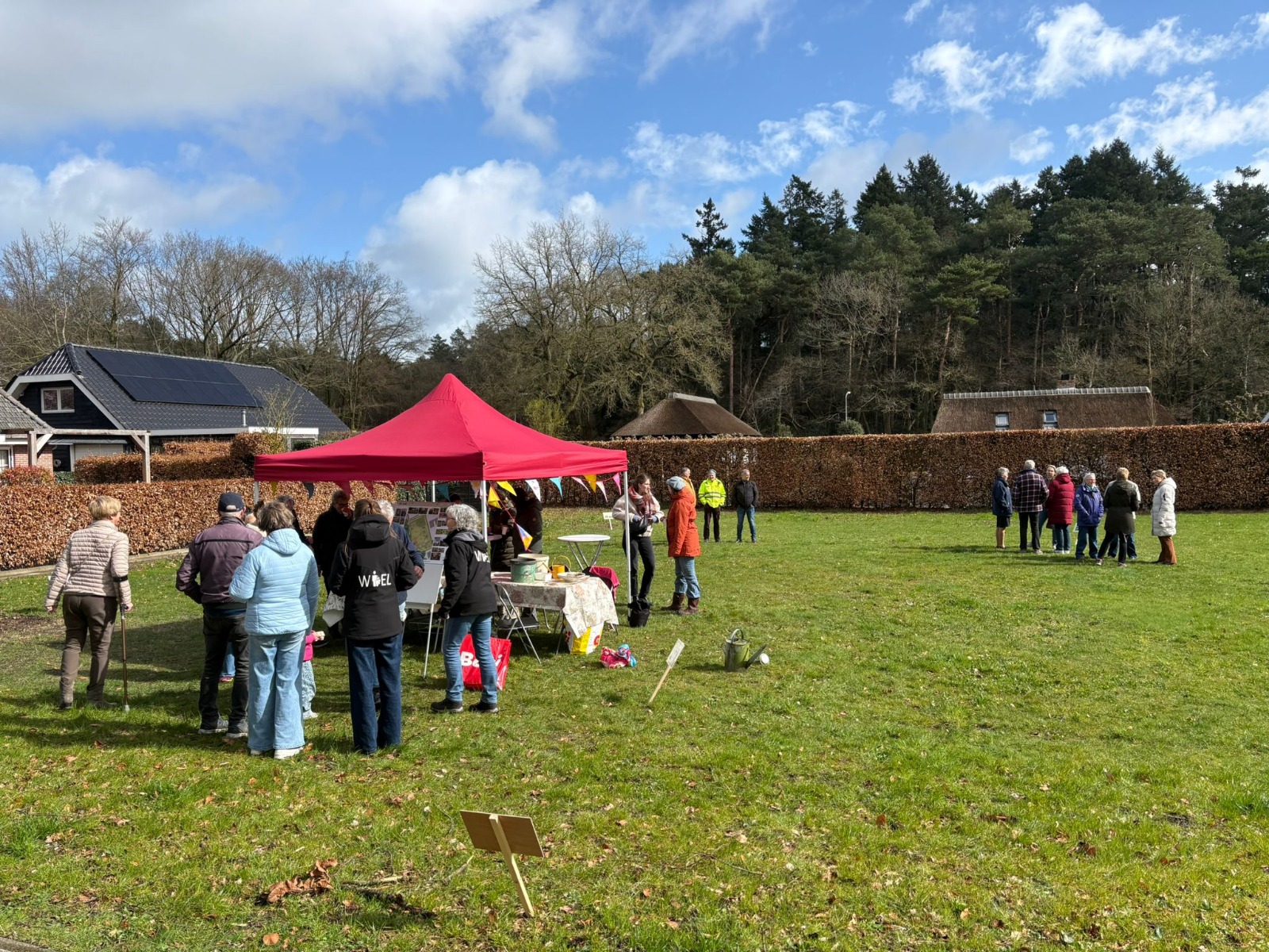 Foto: Van plan naar plek: buurttuin verbindt ’t Harde-Oost