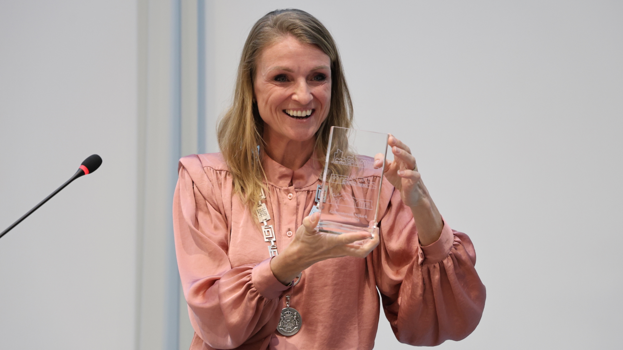 Foto: Koninklijke onderscheidingen bij afscheid Nijkerkse raadsleden