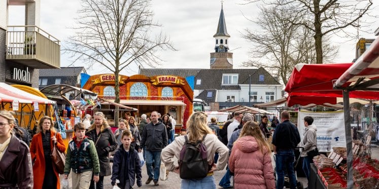 Foto: Voorjaarsmarkt Nunspeet terug van weggeweest en goed bezocht