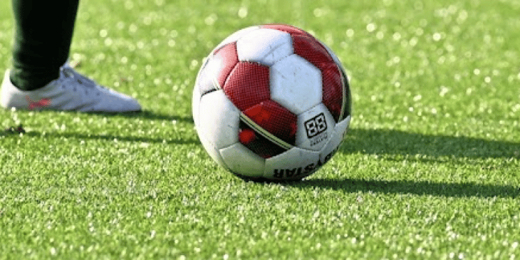 Foto: Internationaal jeugdvoetbal strijkt neer bij OWIOS