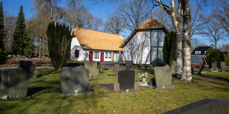 Foto: Aula begraafplaats ’t Harde weer klaar voor de toekomst (en ook een beetje mooier)