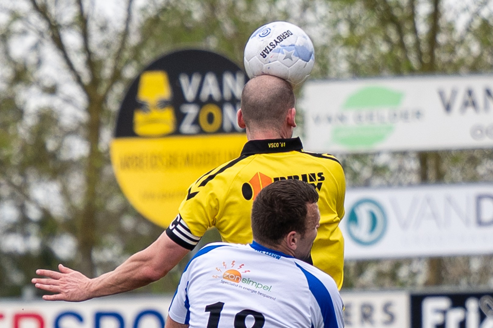 Foto: VSCO’61 houdt spanning levend met zakelijke 2-0 zege op VEVO
