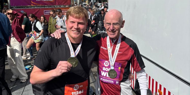 Foto: Wim (80) blikt trots terug op marathonrecord: 'Bijna geen spierpijn of stijve benen'