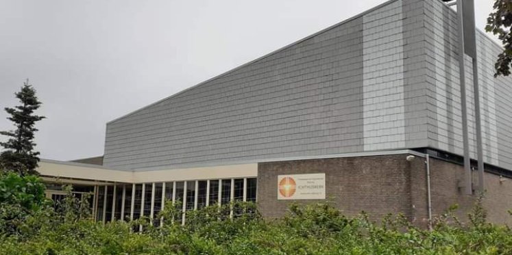 Foto: Vrijheidslezing in Elburg met Natascha van Weezel