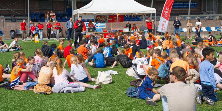 Foto: Stralende Koningsspelen 2026 brengen sport en plezier naar Elburg en ’t Harde