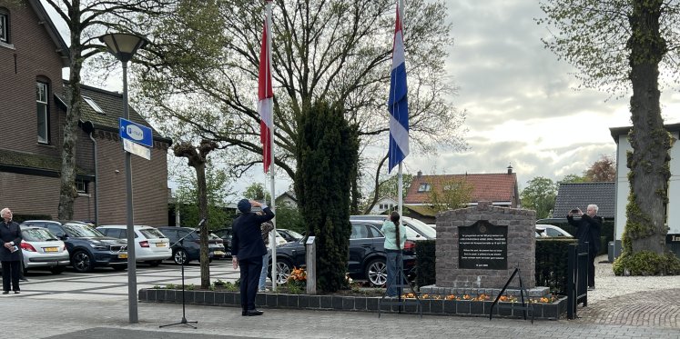 Foto: Nunspeet herdenkt bevrijding