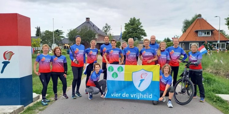 Foto: Bevrijdingsvuur uit Wageningen opnieuw naar gemeente Oldebroek