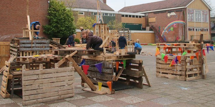 Foto: Tweede editie Timmerdorp Oldebroek voor Stichting Mama Irène