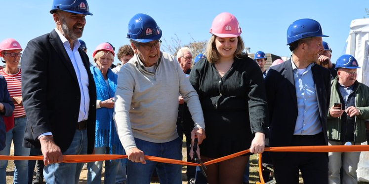 Foto: Start bouw Het Oranje Erf: wonen met ruimte voor ontmoeting in Wezep