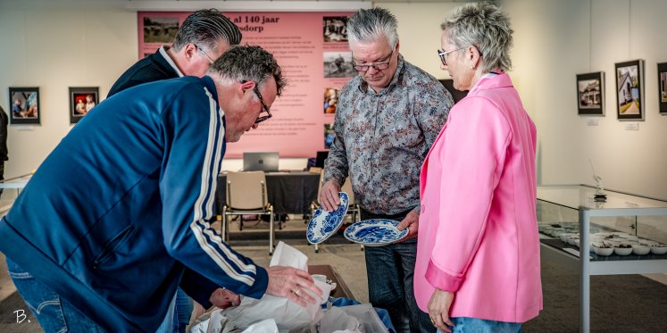 Foto: Wat is het waard? Nunspeet staat in de rij voor taxatie van kunst en antiek