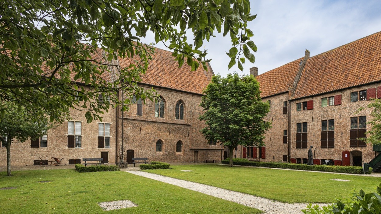 Foto: Museum Elburg trekt aan de bel: ‘Laat dit erfgoed niet verloren gaan’