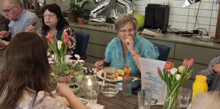 Foto: Geeske 25 jaar voor de Zorggroep: ‘Ik wil dit doen zolang als ik kan’
