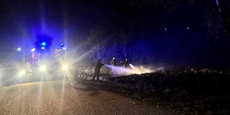 Foto: Groot alarm om kleine heidebrand in Elspeet