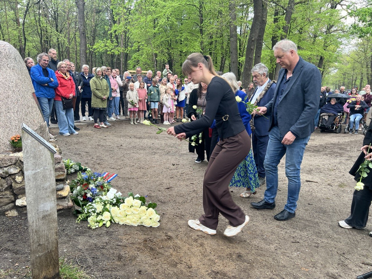 Foto: Aimée (25) over haar overgrootvader opa Bakker: 'Ik had hem zoveel anders gegund'
