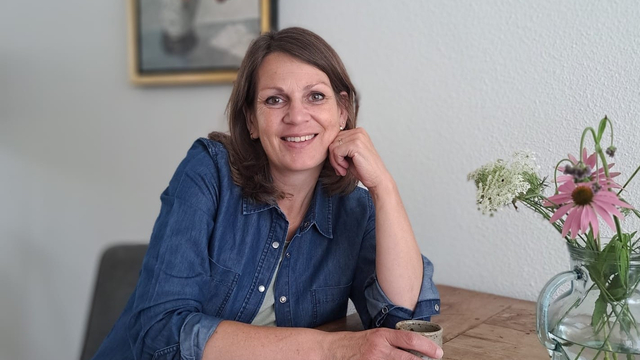 Foto: Gera helpt mensen met ontspullen: 'Het geeft bevrijdende rust'