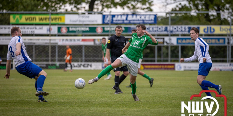 Foto: OWIOS verspeelt punten en moet in de achtervolging
