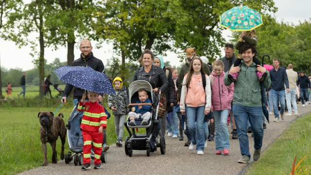 Foto: Eerste dag avondvierdaagse Doornspijk zit erop