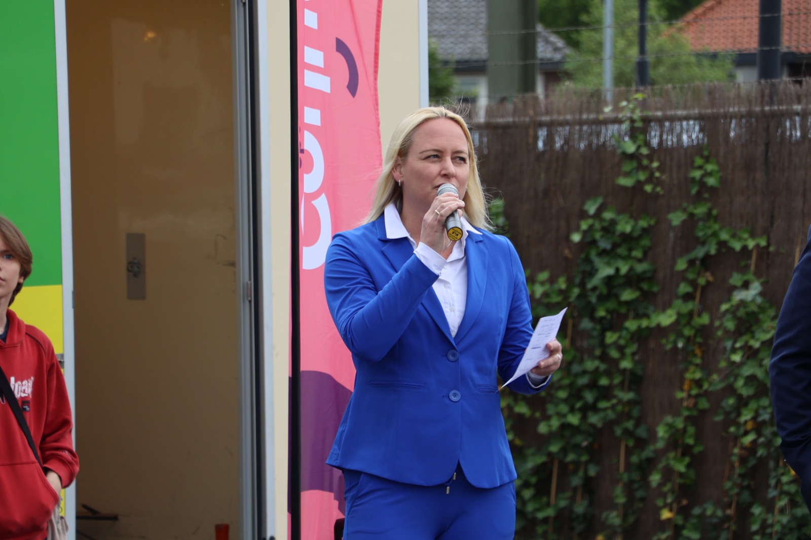 Foto: Wethouder Mijntje Pluimers verruilt Barneveld voor Zevenaar
