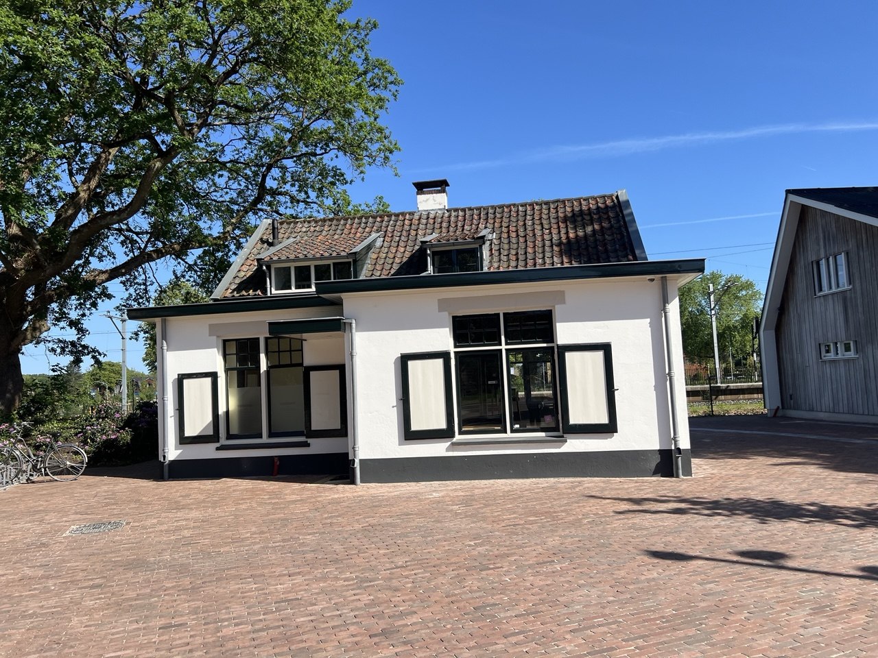 Foto: Marlijn (34) pakt haar kans en blaast nieuw leven in het Stationshuisje: 'Heel veel zin in'
