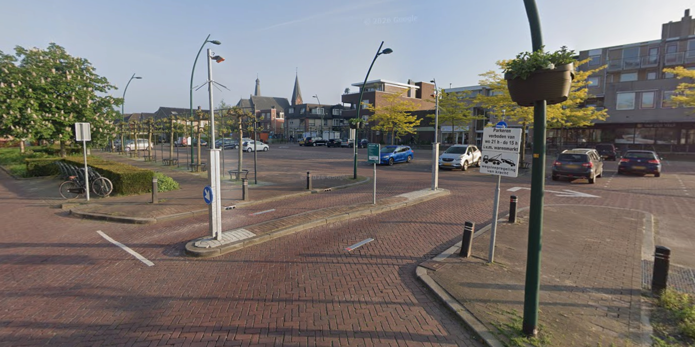 Foto: Gemeente draait parkeerkeuze terug: slagbomen keren terug op Gowthorpeplein