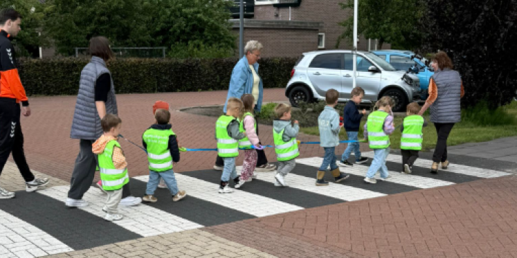 Foto: Wat een feest bij de peutervierdaagse van SKO