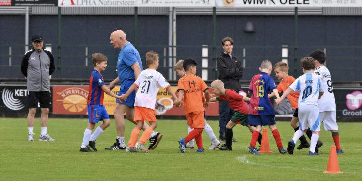 Foto: WK‑voorbereidingstoernooi op sportpark Schenk opnieuw een groot succes