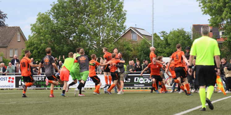 Foto: DSV ’61 weer 3e klasser!