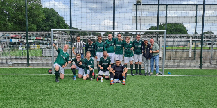 Foto: S.V. ’t Harde G1 pakt de Dubbel na overtuigende zege op AZC