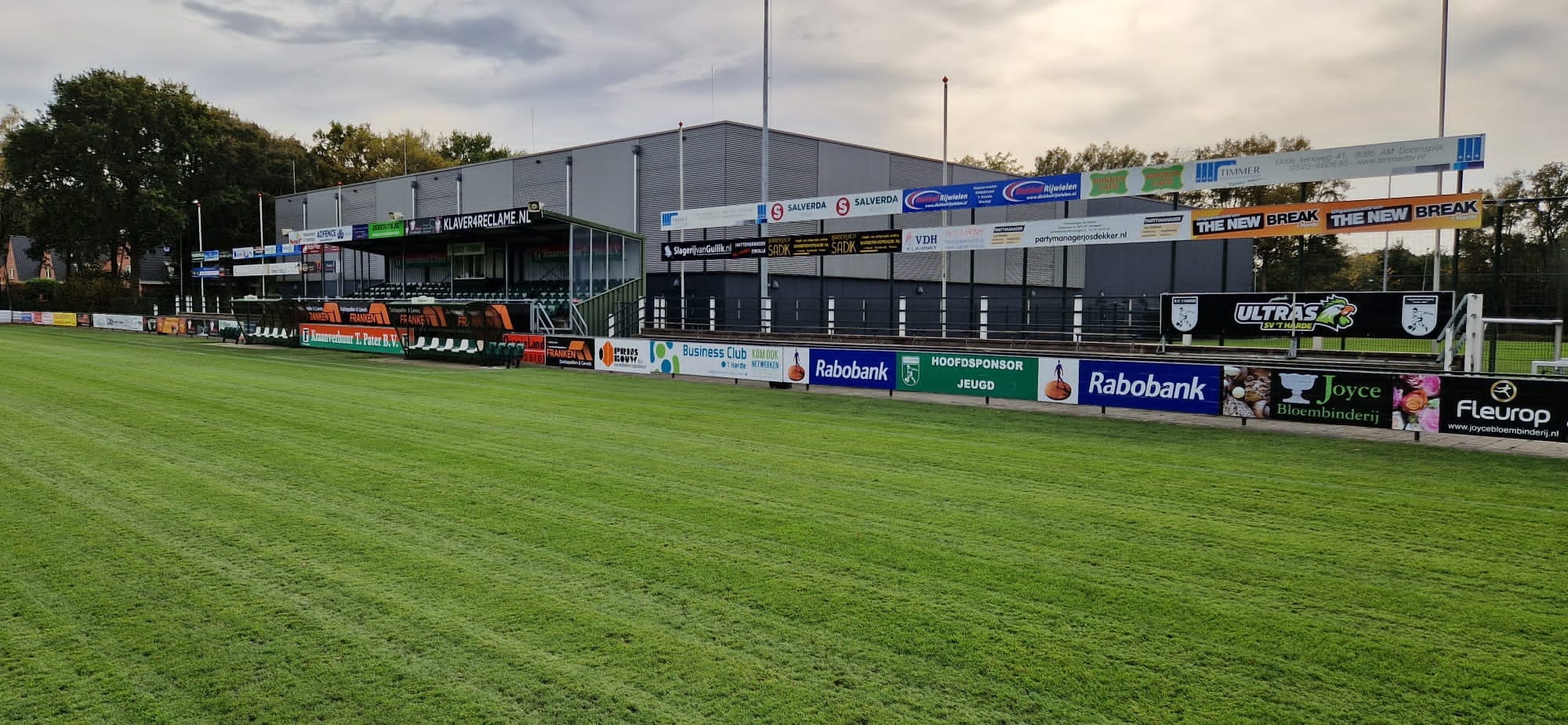 Foto: Sportiviteit en gezelligheid tijdens bedrijventoernooi in ’t Harde