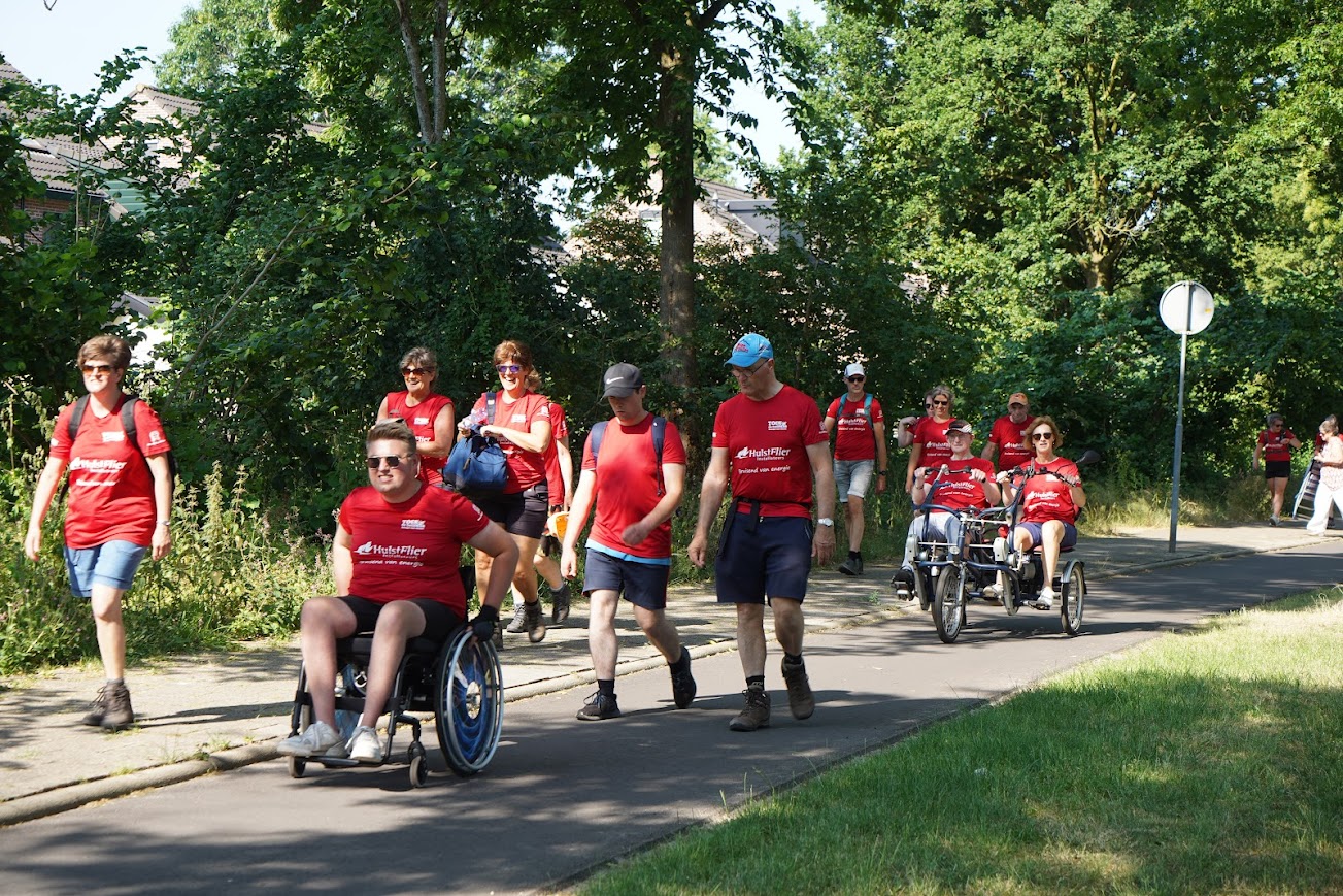 Foto: Samen in beweging tijdens Toer de Dellen 2026