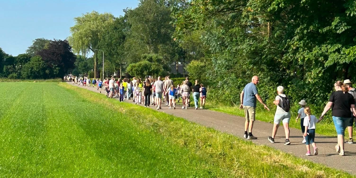 Foto: Feestelijke afsluiting van de Elspeetse avondvierdaagse