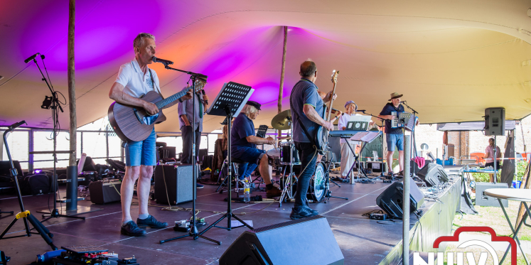 Foto: Iers Festival sluit culturele week in Elburg feestelijk af