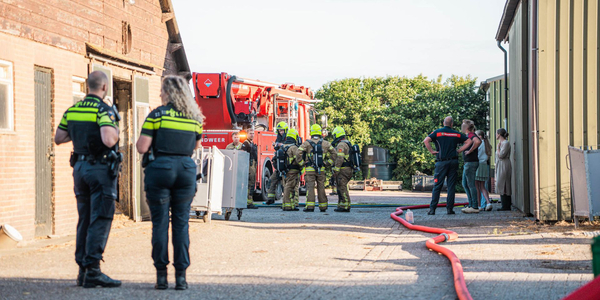Foto: Grote stalbrand in Doornspijk snel onder controle