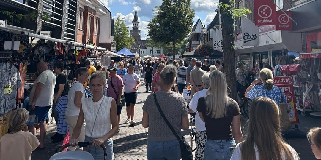 Foto: Kunstzinnige Zomermarkten in Nunspeet