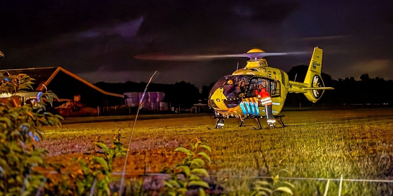Foto: Motorrijder uit ’t Harde ernstig gewond na ongeval in Doornspijk