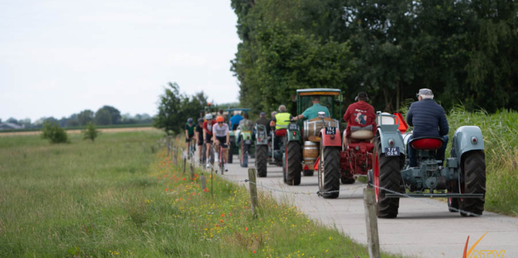 Foto: 16de Oldtimer trekkerrit Doornspijk