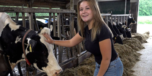 Foto: Naomi (19): 'Ze trekken gewoon de toekomst uit mijn handen'