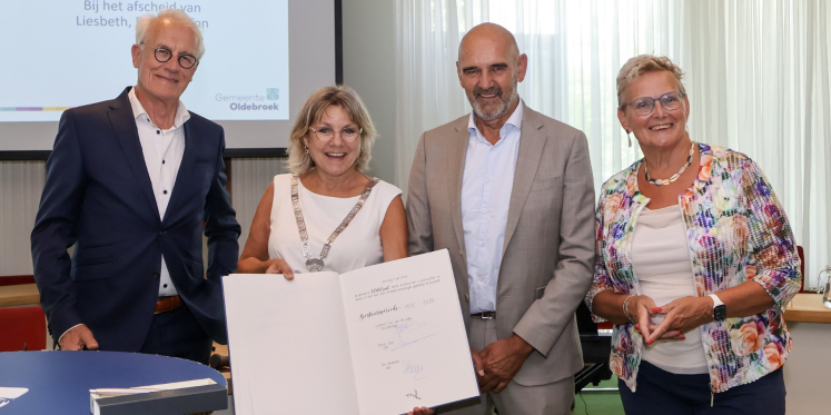 Foto: Afscheid van wethouders Liesbeth Vos, Beerd Flier en Ton Heddema