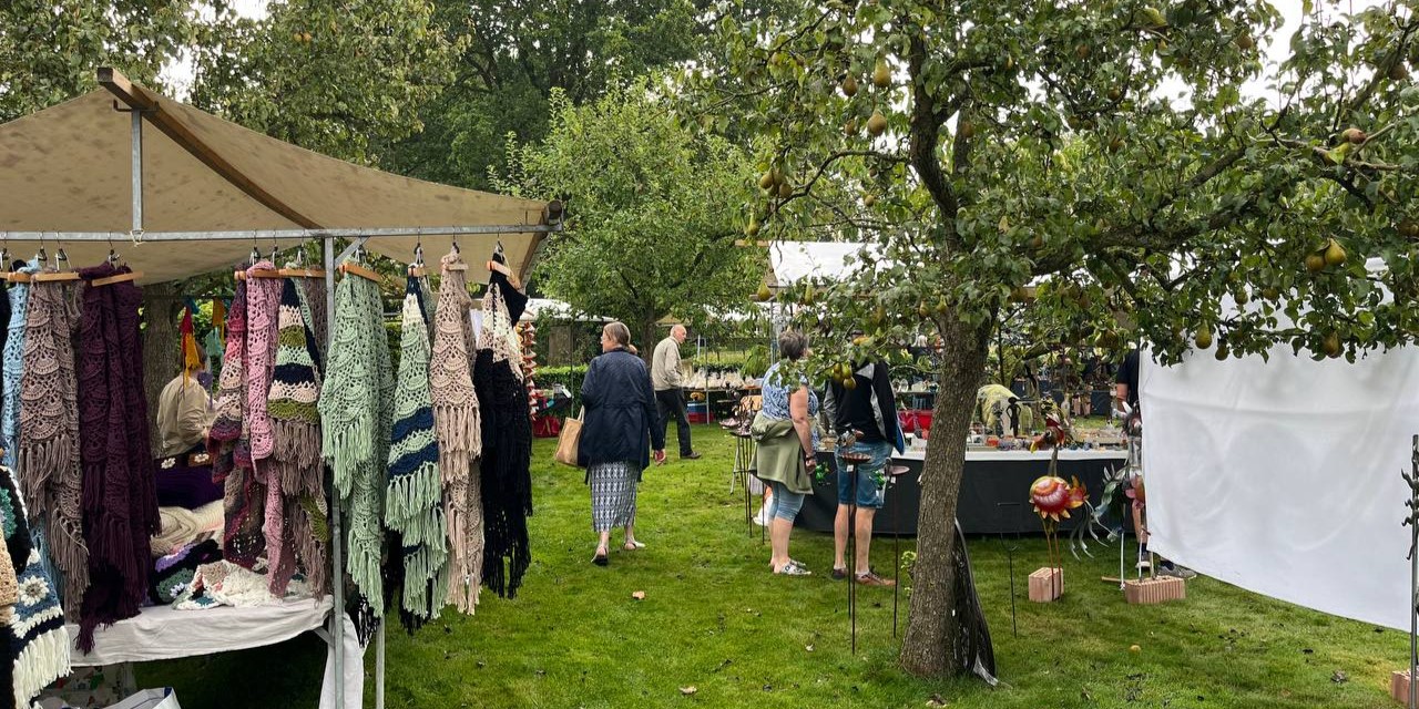 Foto: Najaarsmarkt en Jongdierendag bij molen De Duif