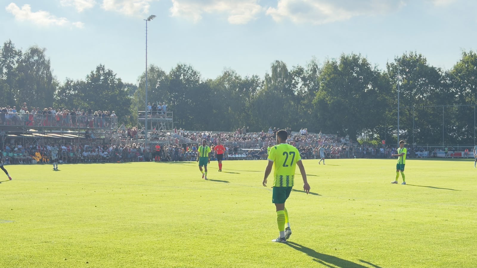 Foto: Bloed, zweet en tranen lonen: Hulshorst beleeft droomavond met Ajax